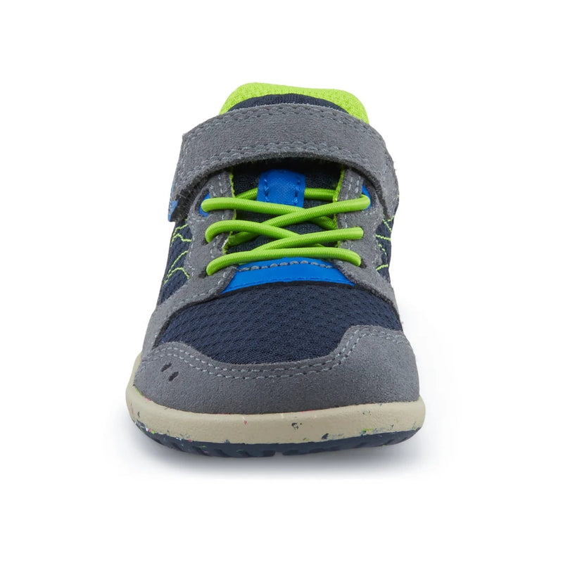 Bare Steps A83 Sneaker